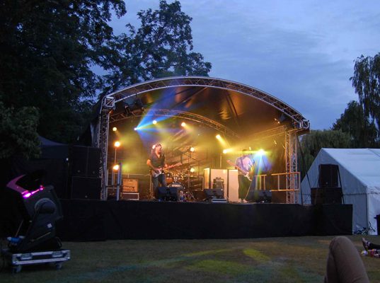 outdoor stage roof system